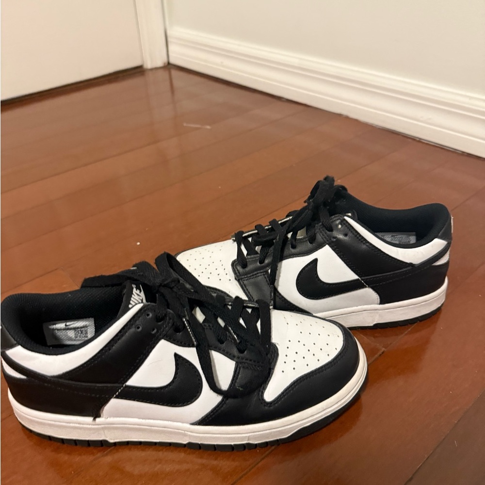 Nike Dunk Low GS in Black and White